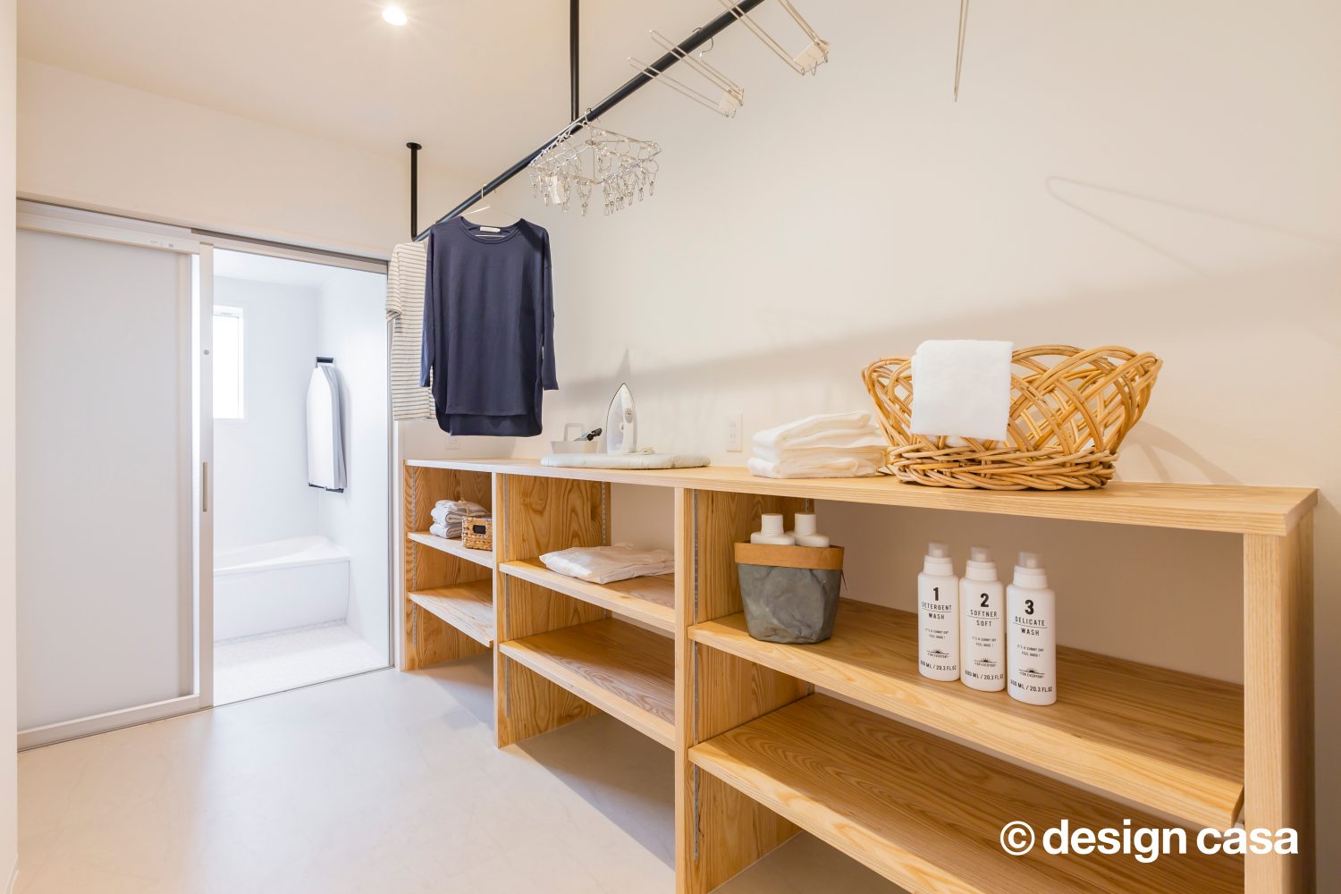 開放的な２階リビングの家