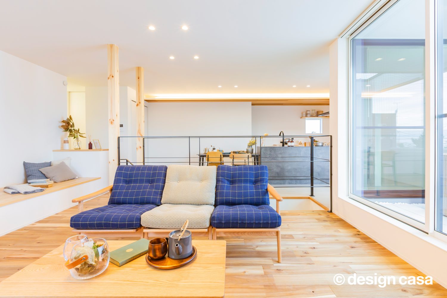 開放的な２階リビングの家