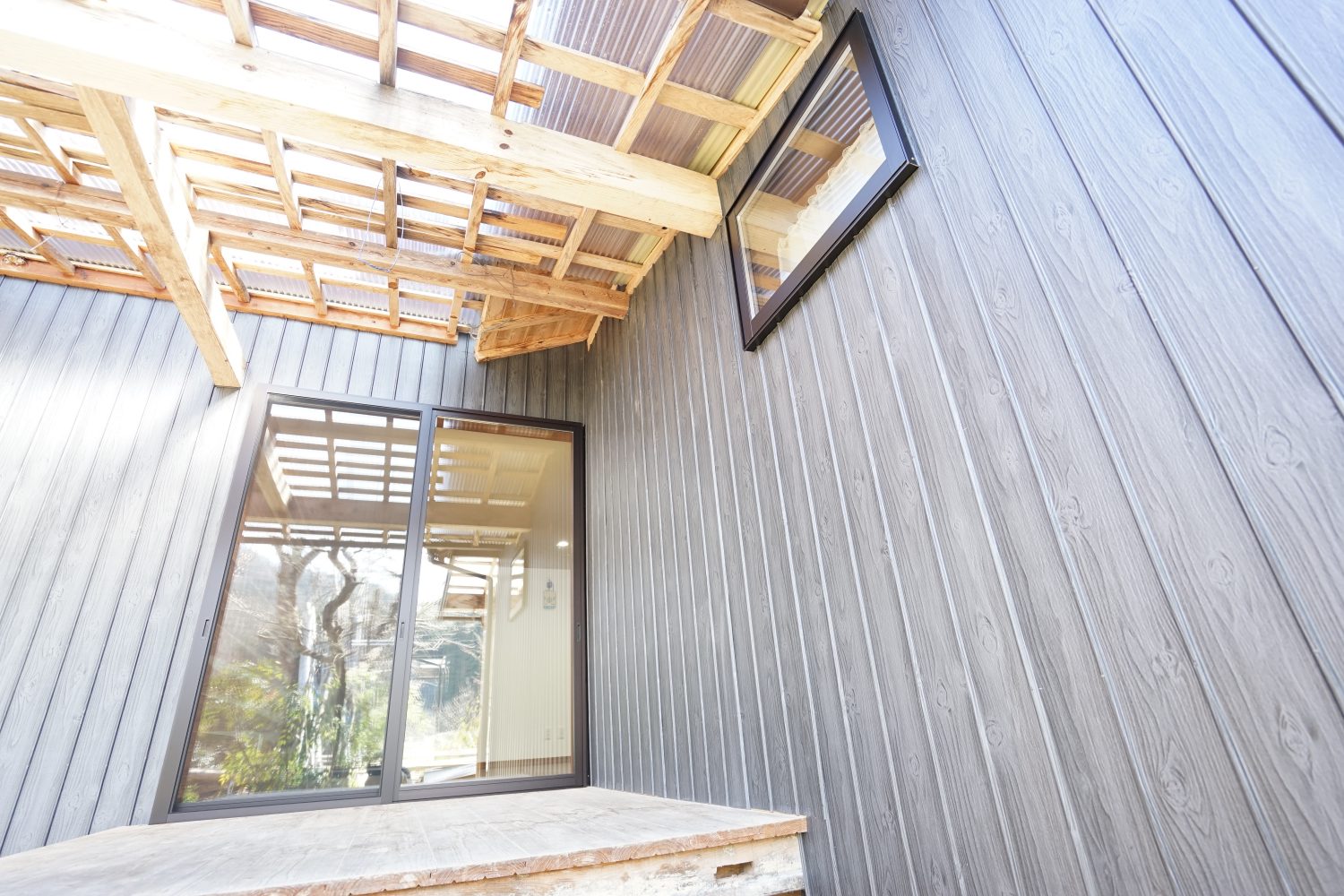 木のぬくもりが感じられる家