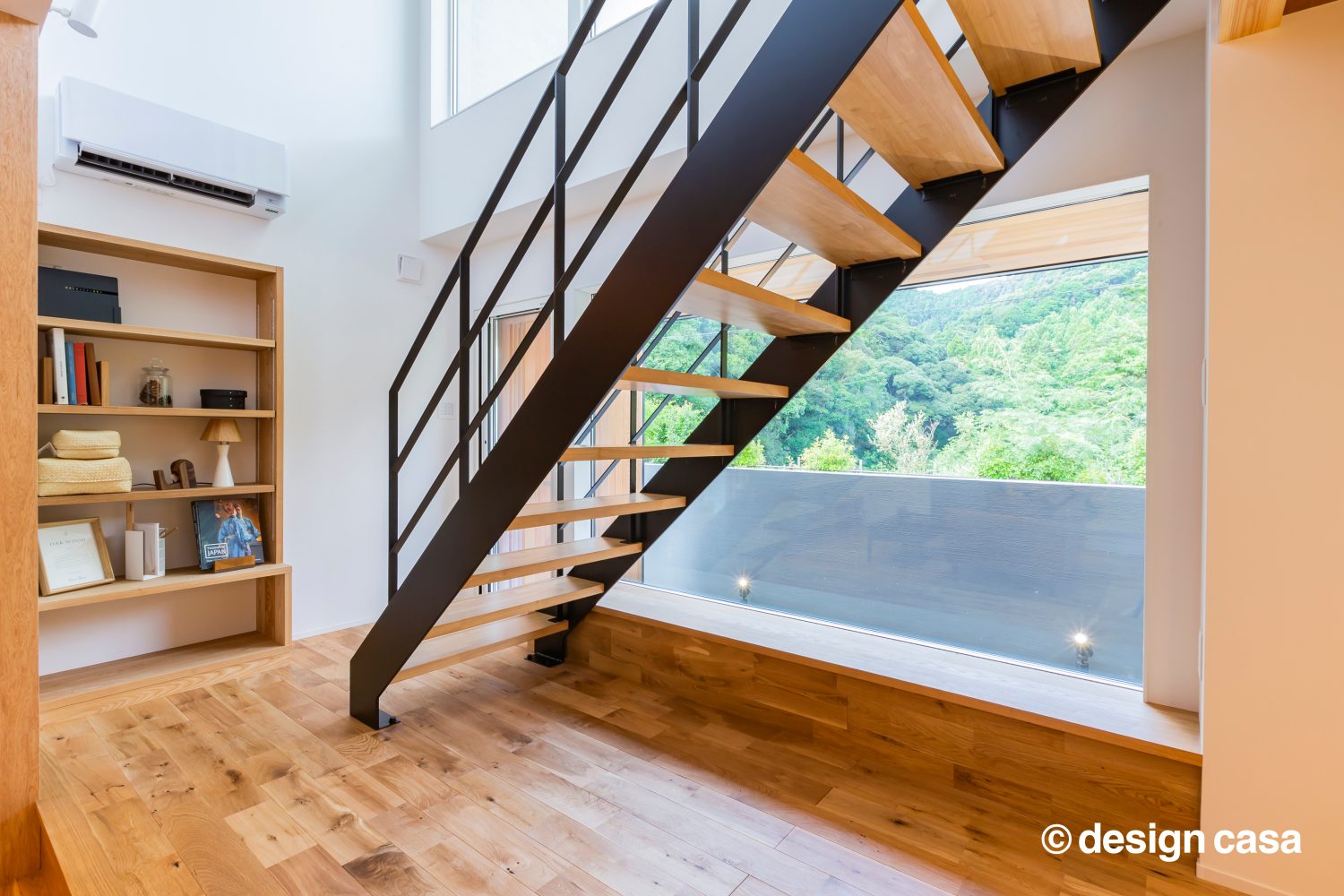 時の移ろいと彩りを楽しむ家