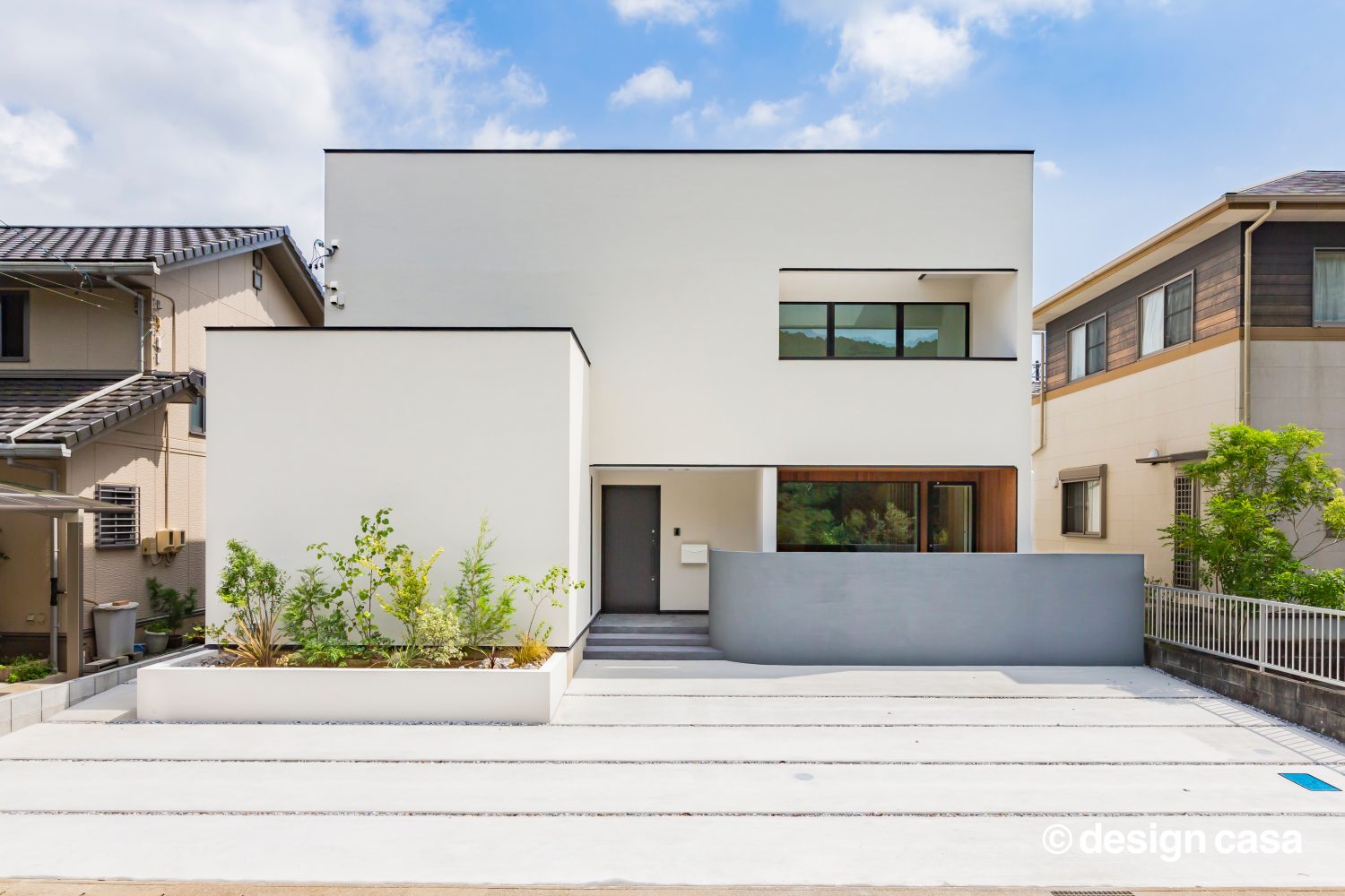 時の移ろいと彩りを楽しむ家