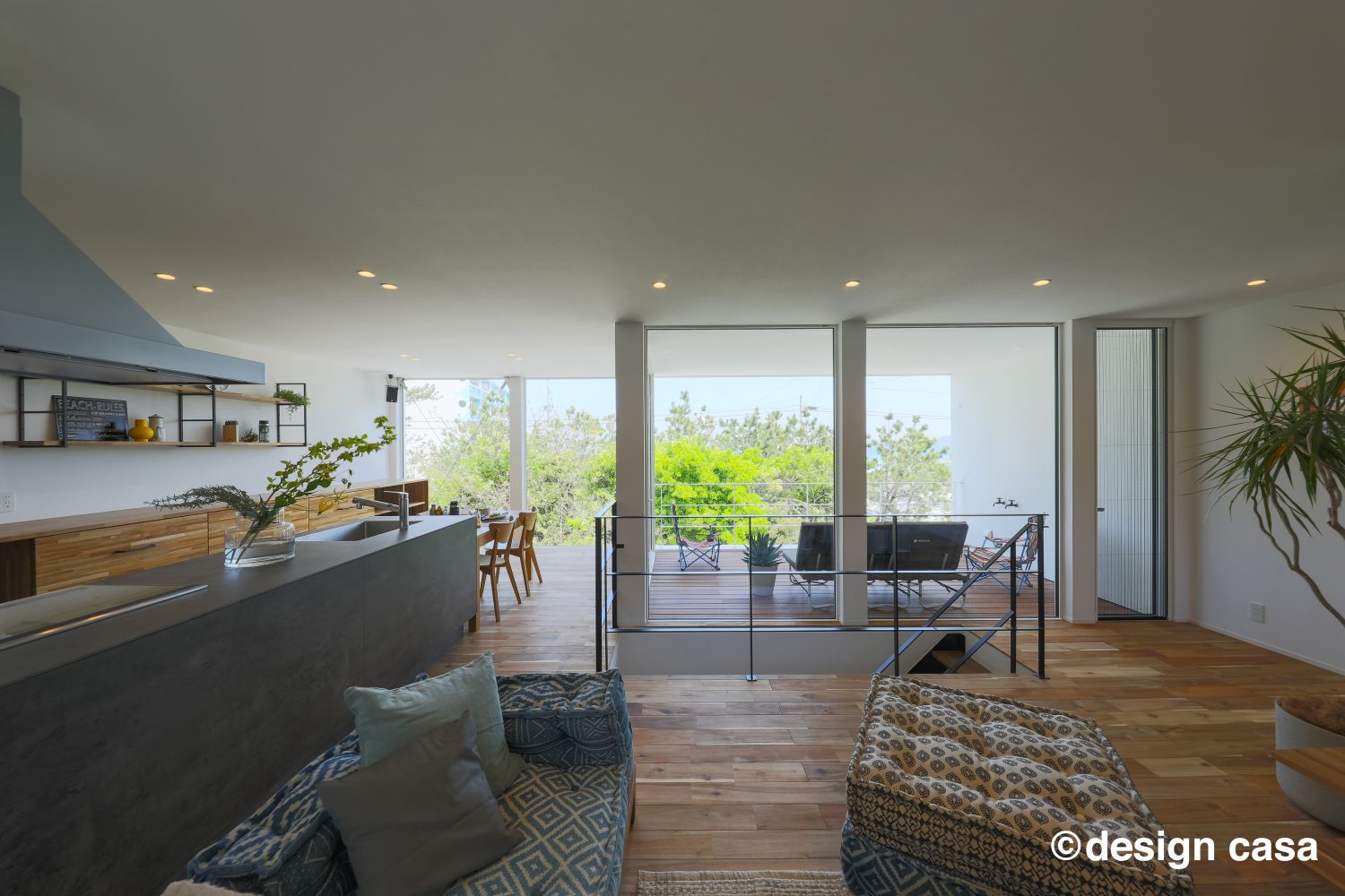 海が暮らしに寄り添う家