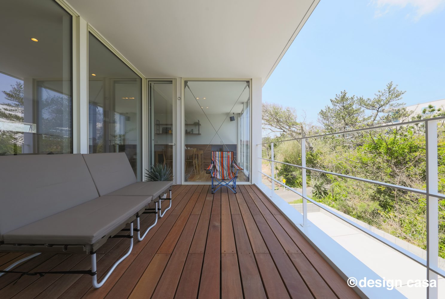 海が暮らしに寄り添う家