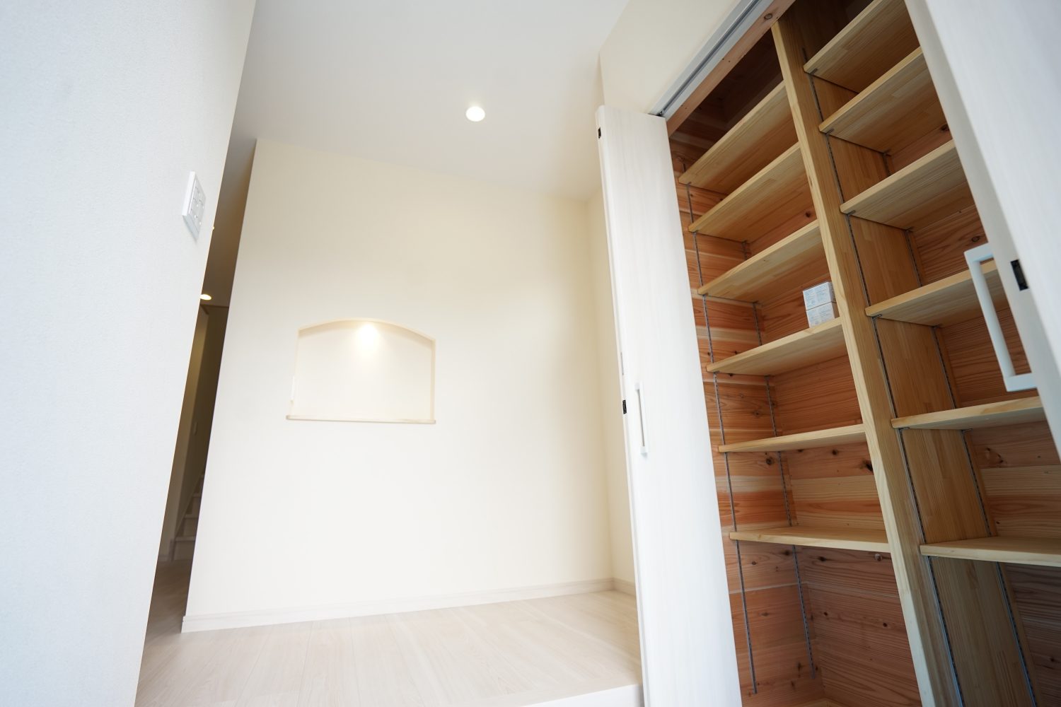 家族が集うシアタールームのある家