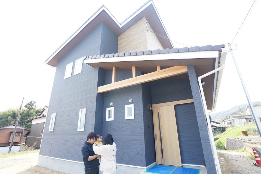 家族が集うシアタールームのある家